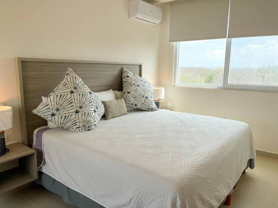 Modern Island Apartment With Pool & Terrace M-11 Isla Mujeres